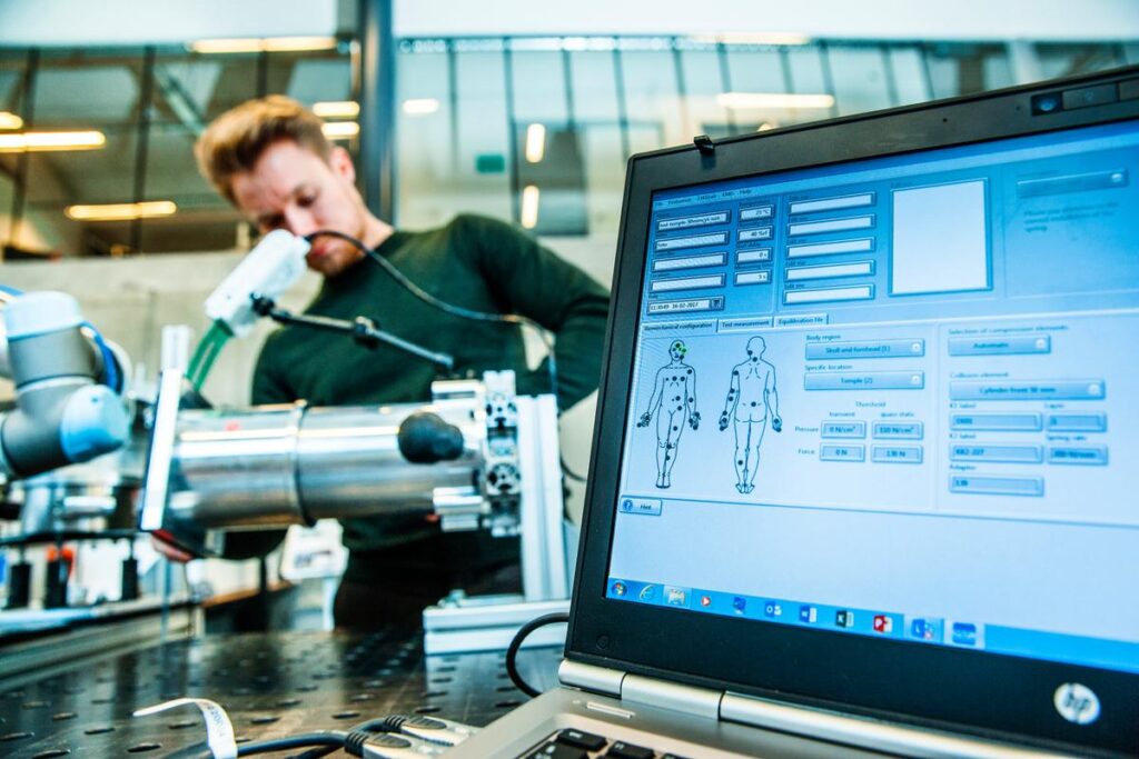 Annotation Tool with Synthetic Variant Generation for Vision Data -1